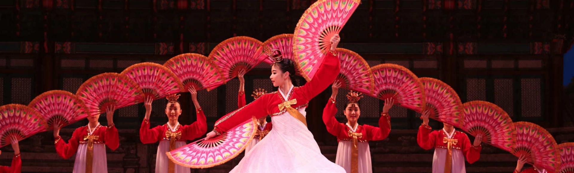 Pequeños Ángeles – Ballet Folclórico de Corea