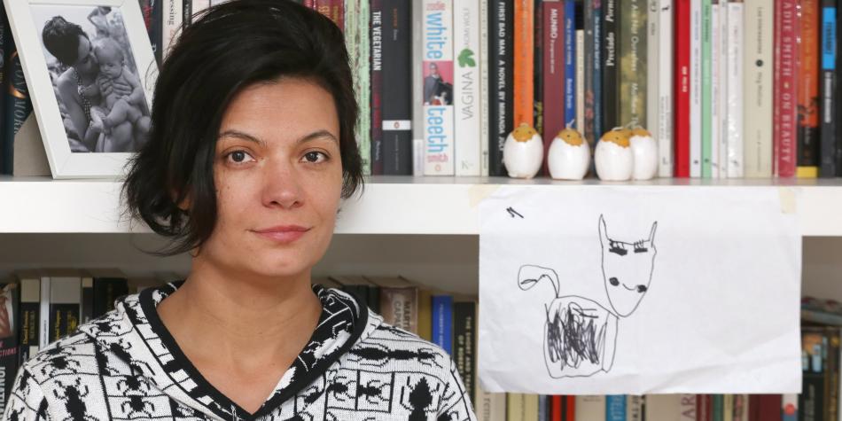 «Más que entretenida, esta es una novela incómoda»: Melba Escobar